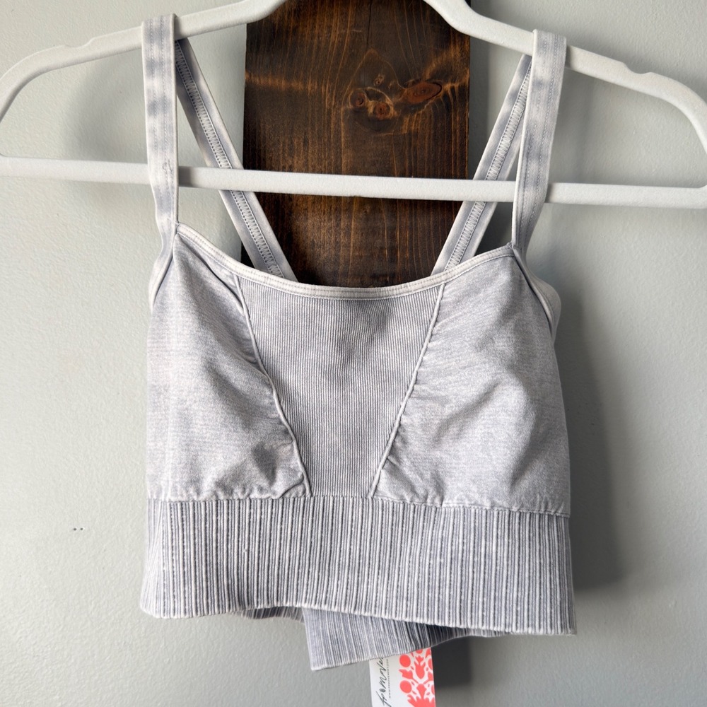 FP Movement Free People Strappy Back Ribbed Seamless Sports Bra Gray M/L NWT Gym